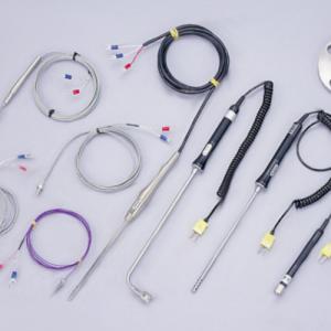 Термопара типа K, защитная трубка диаметром 4,8 мм и длиной 30 мм, с неподвижной гайкой М8х10, кабел